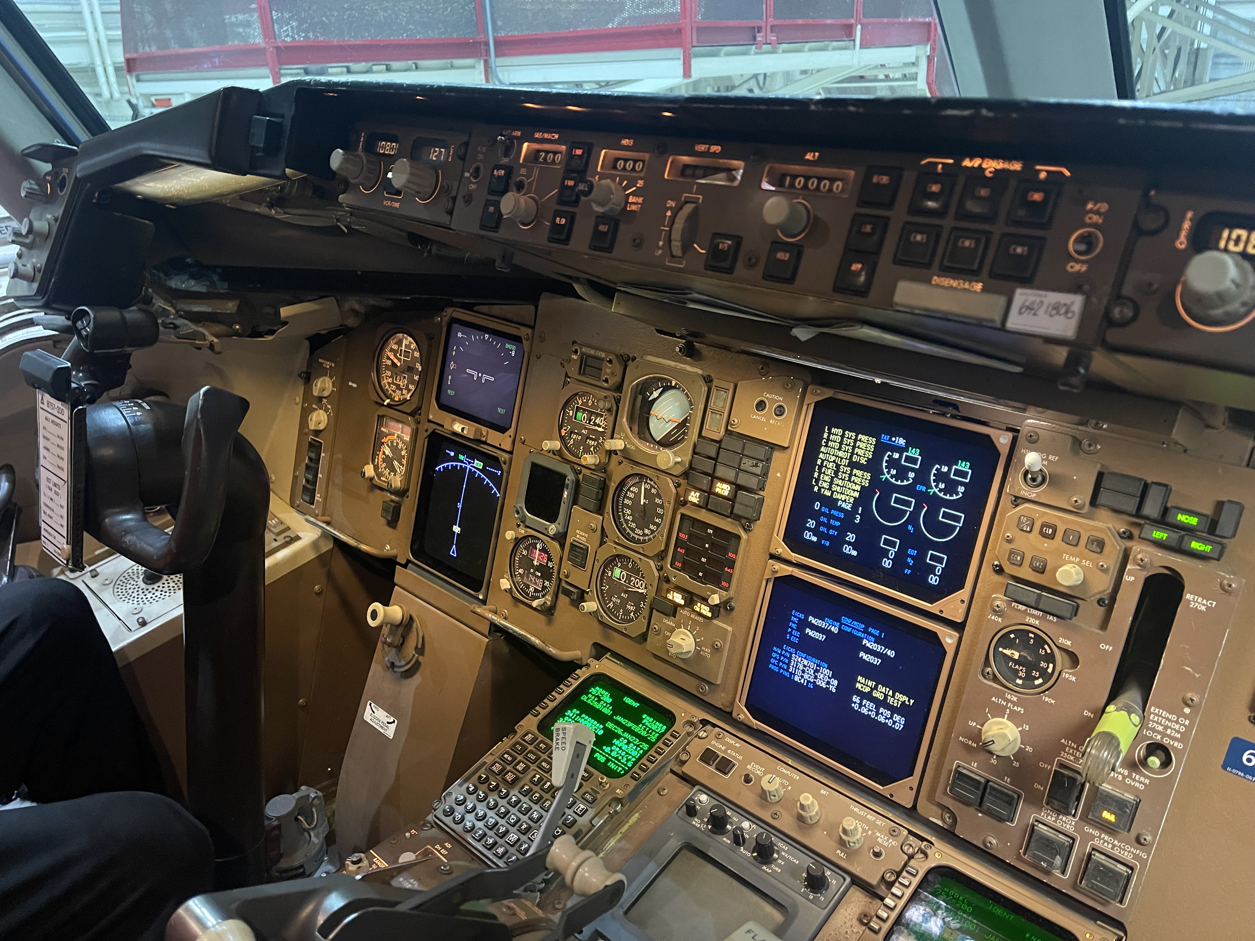 Picture of a cockpit DET I believe